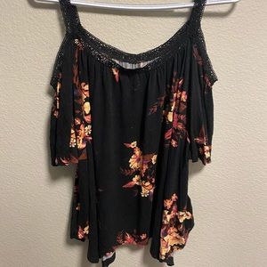 Off the shoulder shirt from the brand Mudd